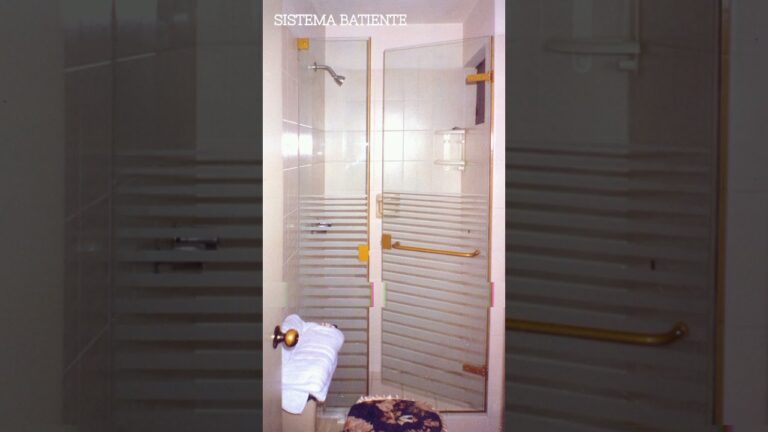 Ampl&iacute;a tu Espacio con Cortinas de Cristal